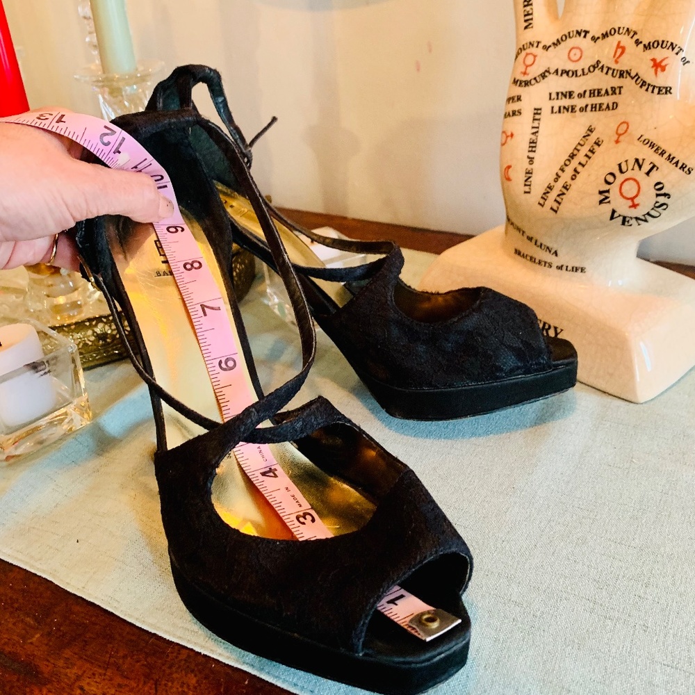 Vintage Bakers Platform 5 Peep Toe Heels Gem
